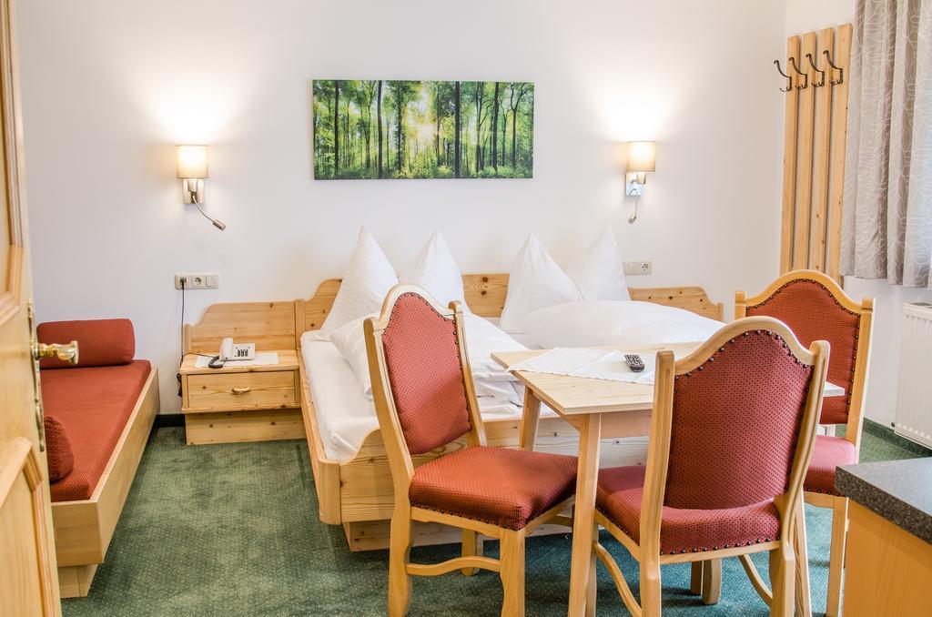 Pension Edelweiss Sankt Johann im Pongau Exterior foto